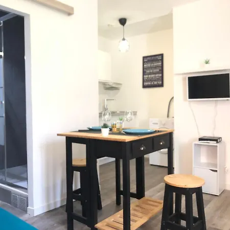 Double Indépendant, Hyper Centre, Wifi